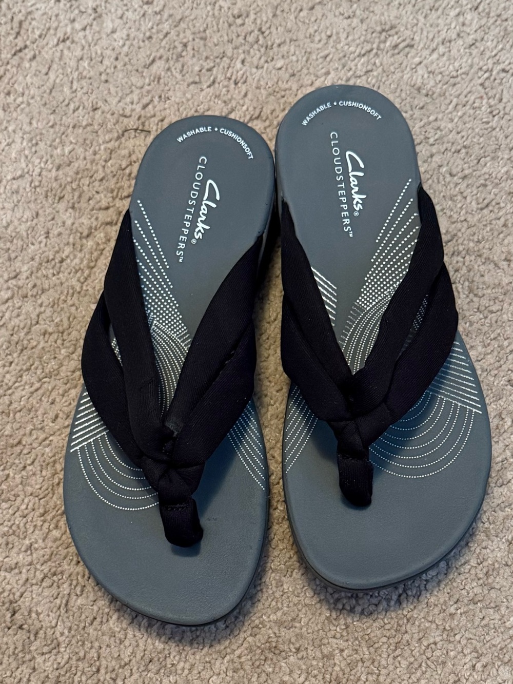 Clarks Cloudsteppers Thong Sandals